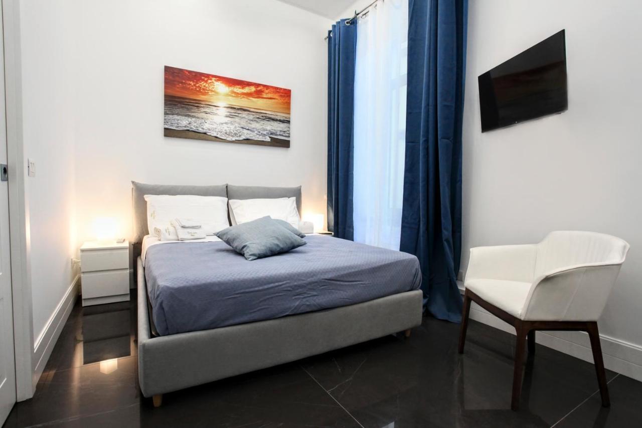 Duomo Luxory Home Наполи Екстериор снимка