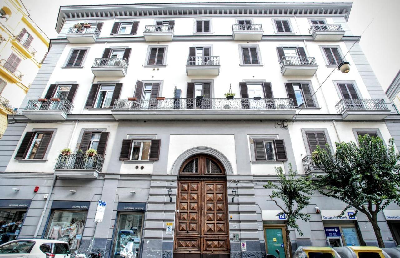 Duomo Luxory Home Наполи Екстериор снимка