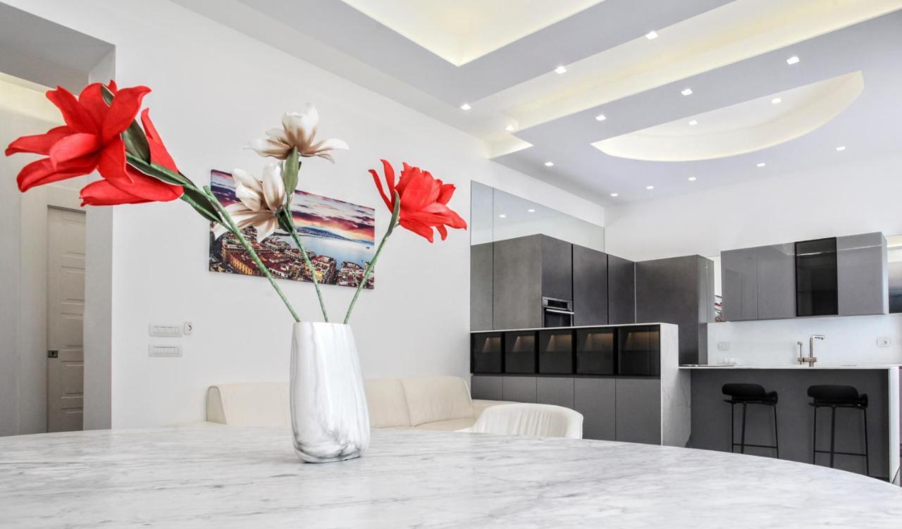 Duomo Luxory Home Наполи Екстериор снимка