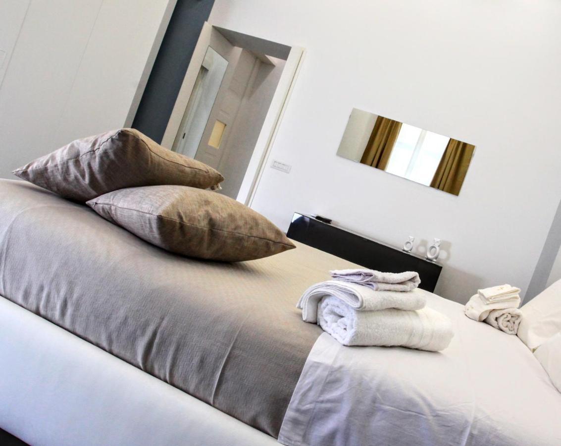 Duomo Luxory Home Наполи Екстериор снимка